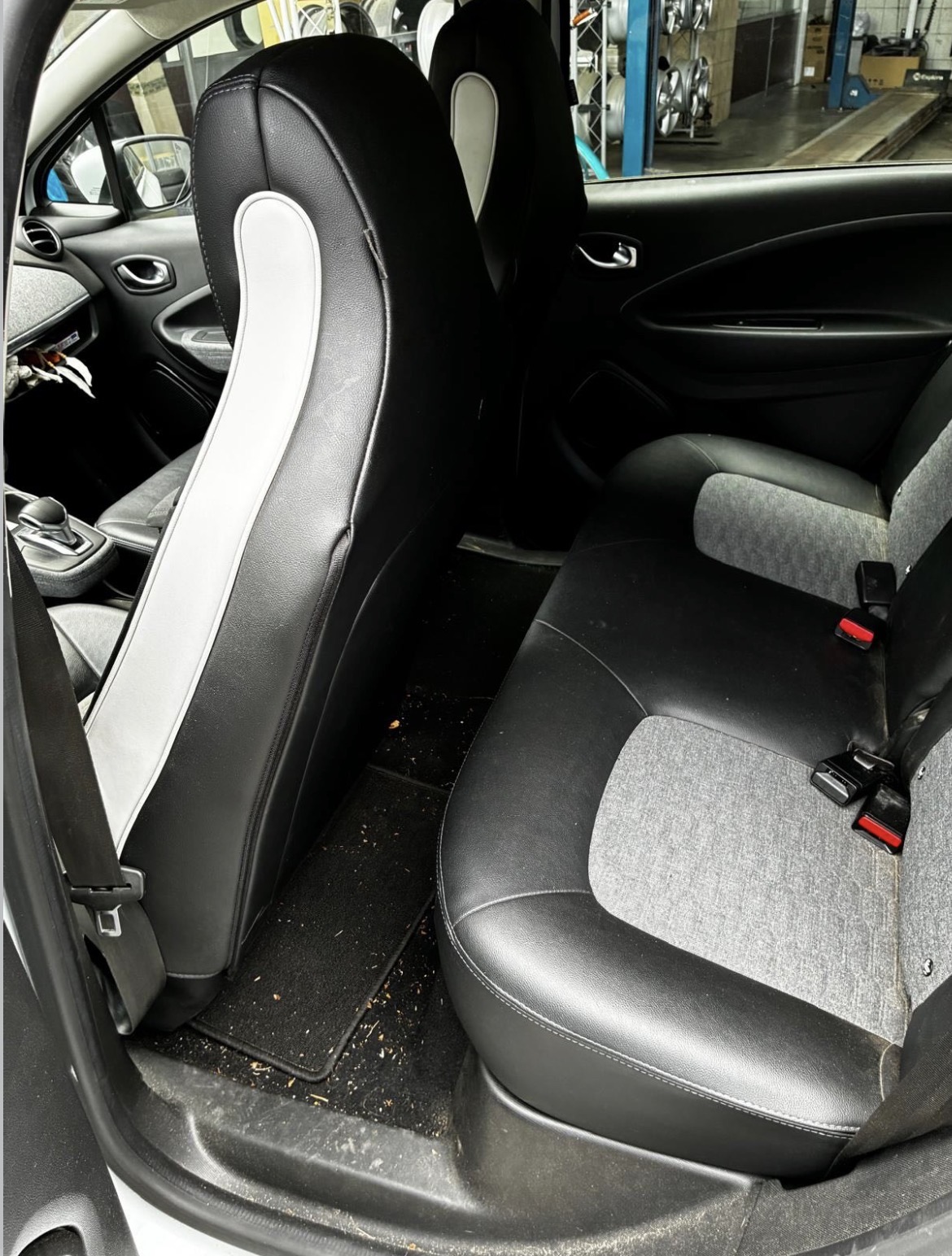 Renault Zoe — achterbank — Voor de detailing
